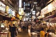 相亲市场如何精准获客？这5个策略让你的婚恋平台脱颖而出！